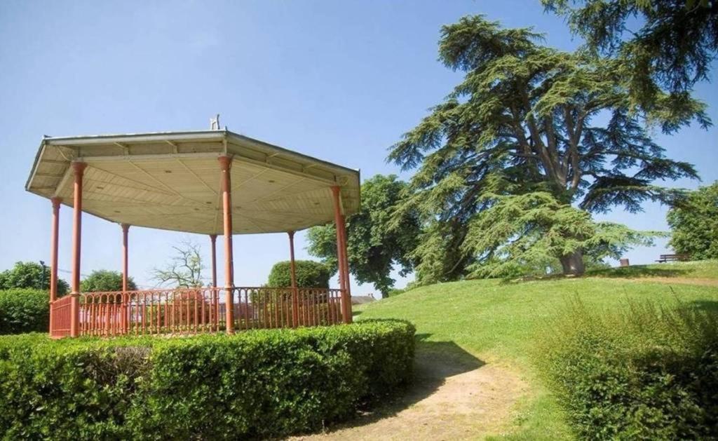 Number 22 - Le Dorat - Apartment 3 With Garden & Free Parking Экстерьер фото